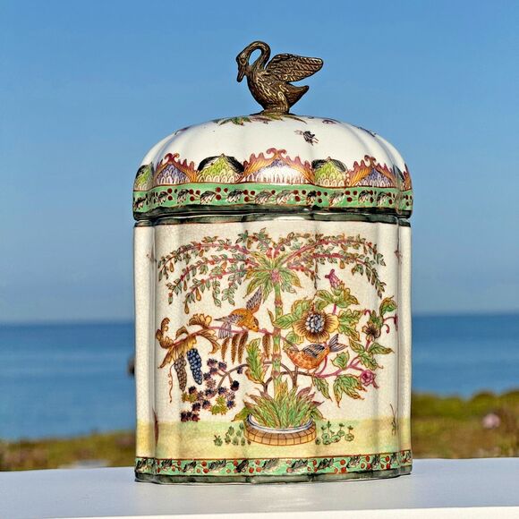 Ginger Jar Chinese Porcelain Swan Lid Crackle Glaze Birds Floral Decor Elegant